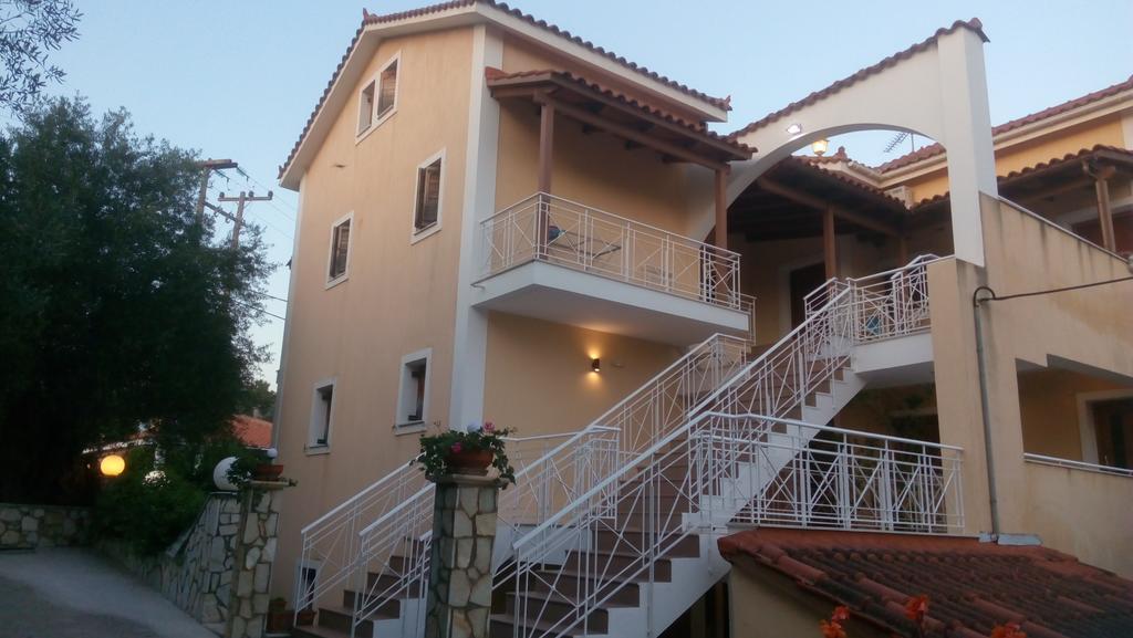 Marketos Apartment *