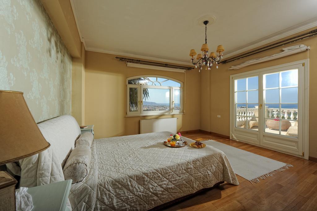 Iris Luxury House Villa