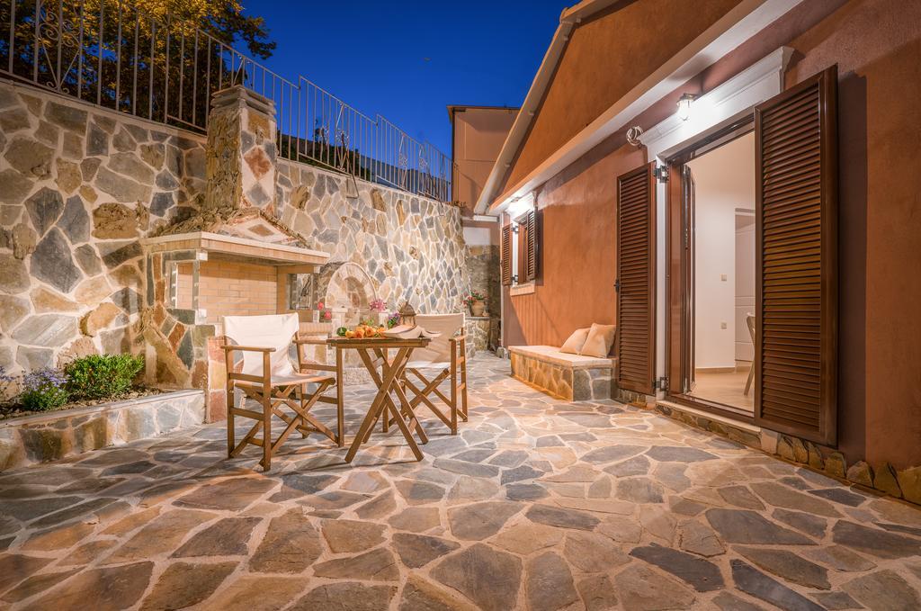 Ninemia Zakinthos