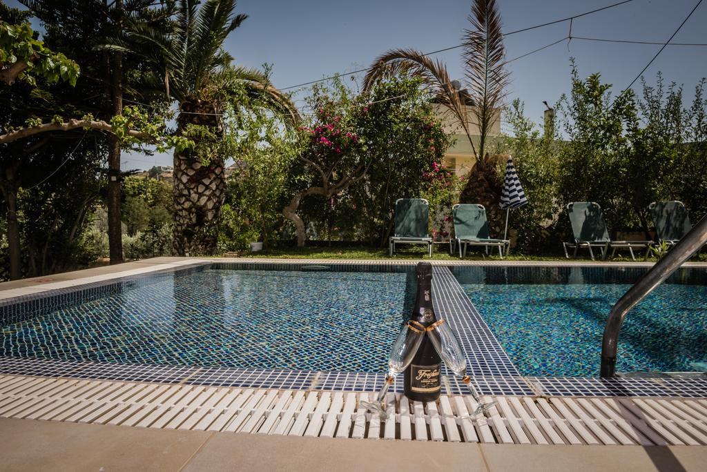 Bodikos & Apartment *