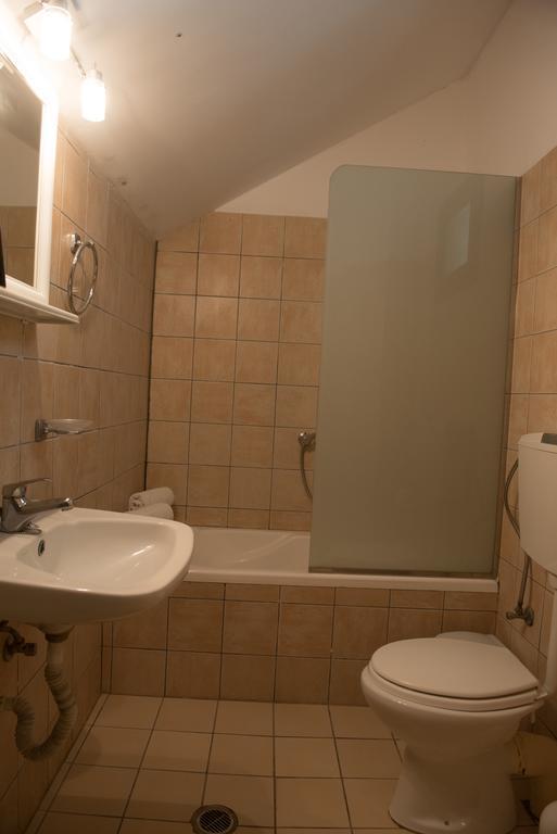 Apartment Bodikos & Pitsidia
