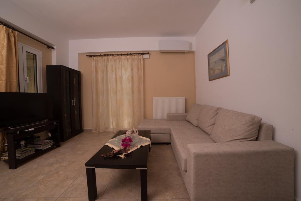 Bodikos & Apartment Pitsidia