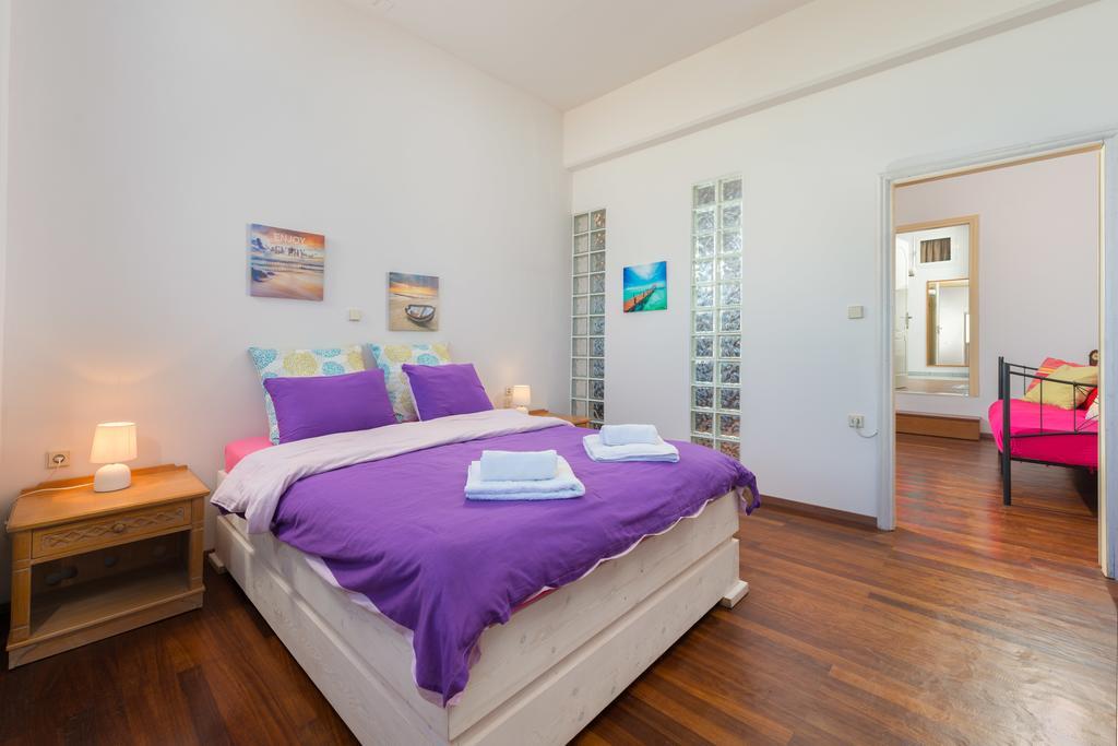 Amazing With Sea View In Rhodes Town *