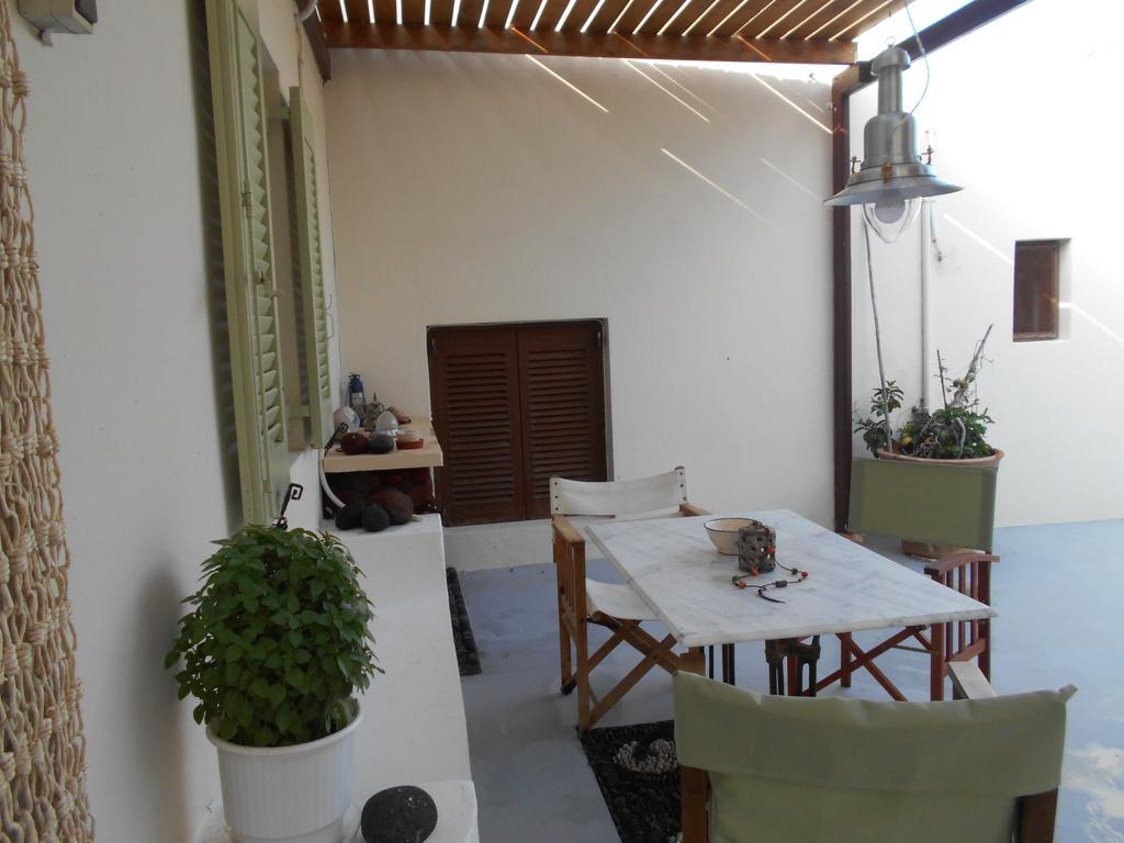 Potamida * Kamari (Santorini)