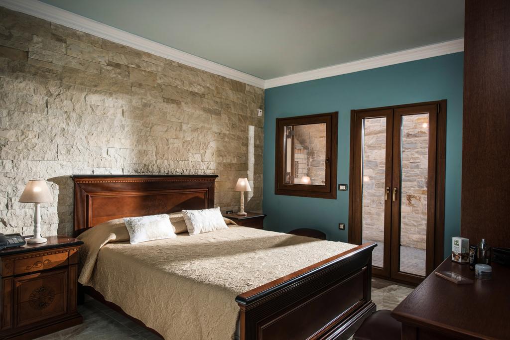 Bella Mare, Wine Dark Sea Villa *
