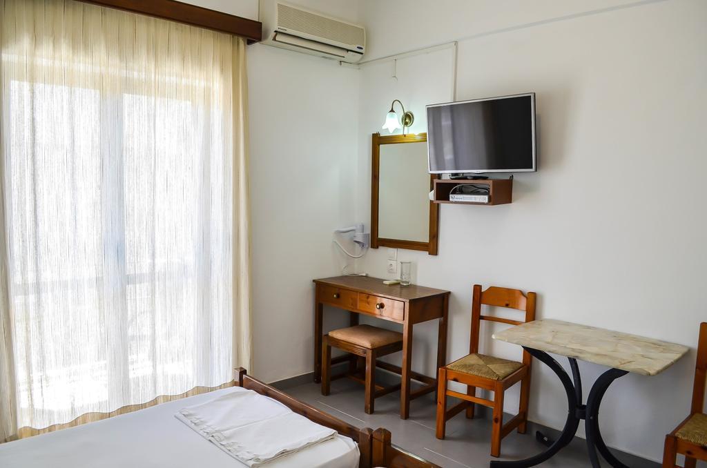 Kalypso Aparthotel 2*