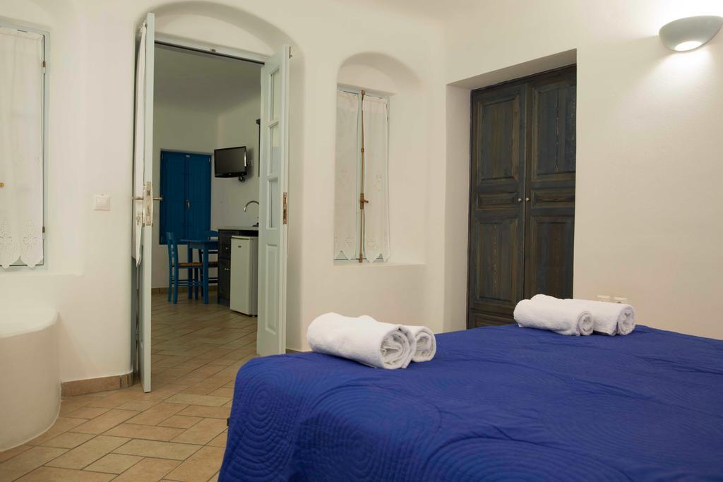 Sea Side Kamari (Santorini)