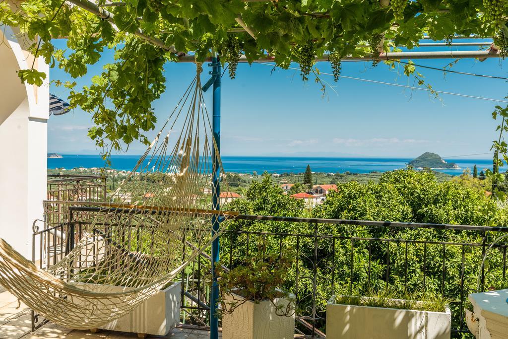 Holiday home Irida's