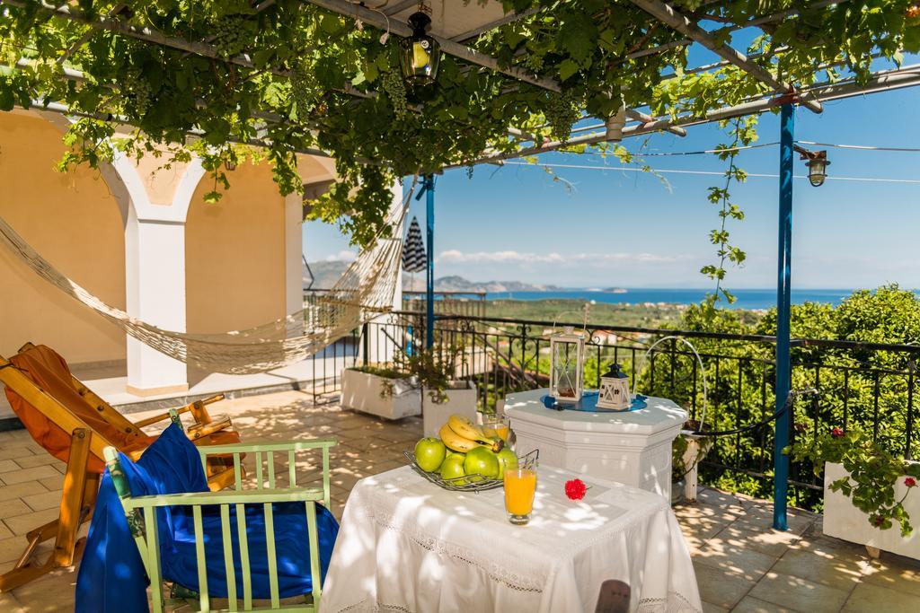 Irida's Holiday home