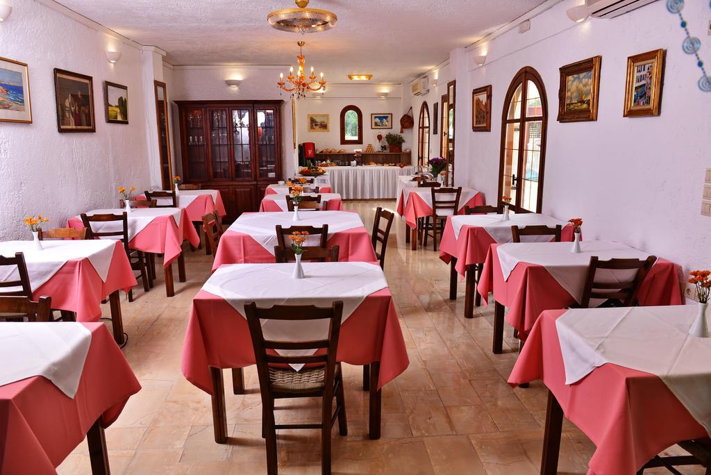 Hotel Krits 3*