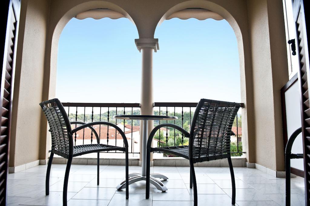 Kallisti Apartment