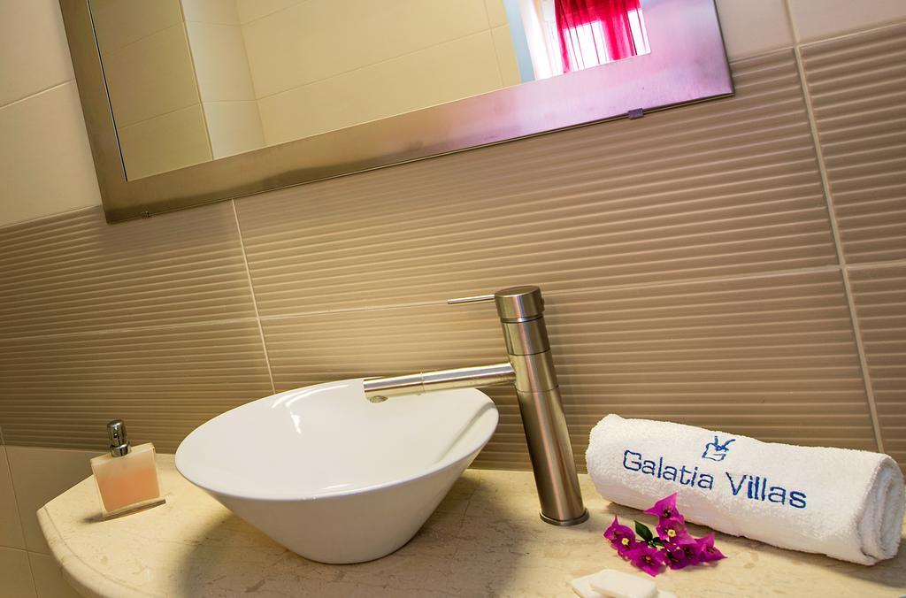 Galatia Hotel Fira (Santorini)