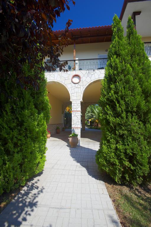Portes Nea Poteidaia