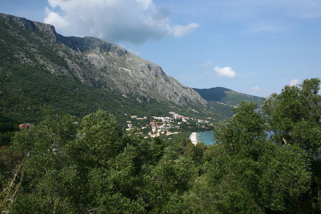 Pantokrator Hotel 3*