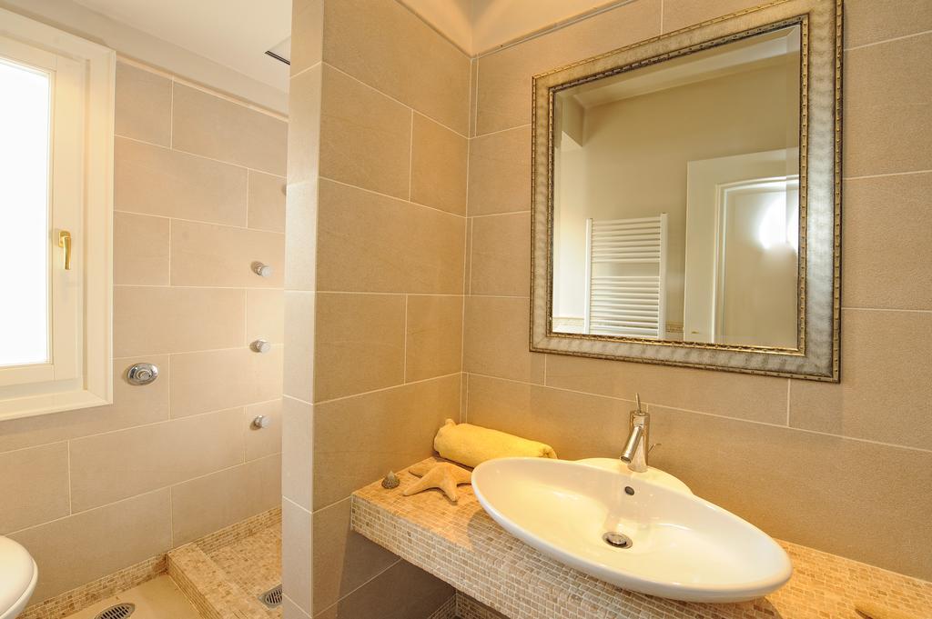 Iris Luxury House *