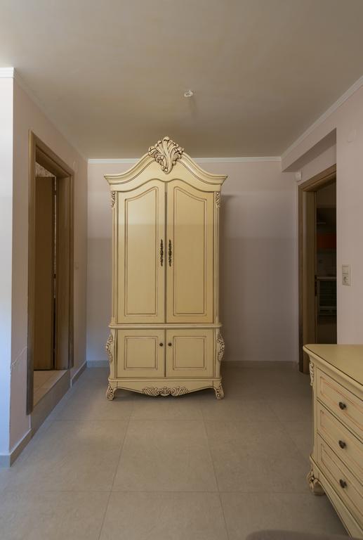 #luxlikehome - Sanni La Stella Villa *