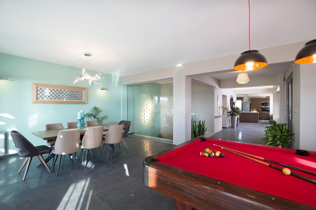Velvet Breeze Superior Villa *