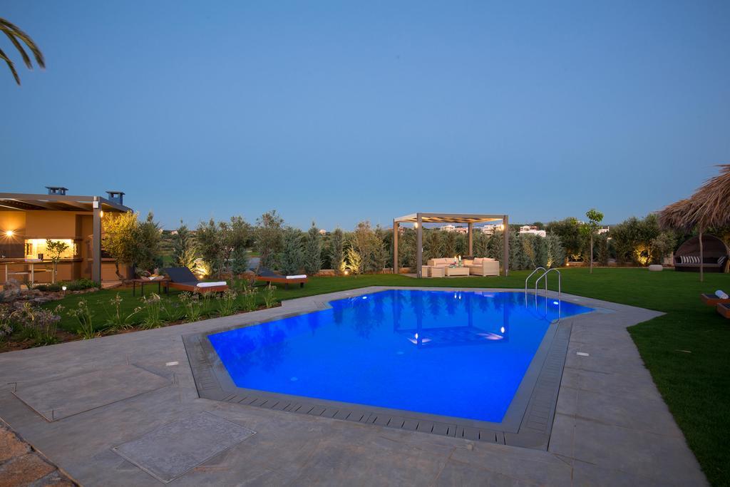 Velvet Breeze Superior Villa Stavromenos