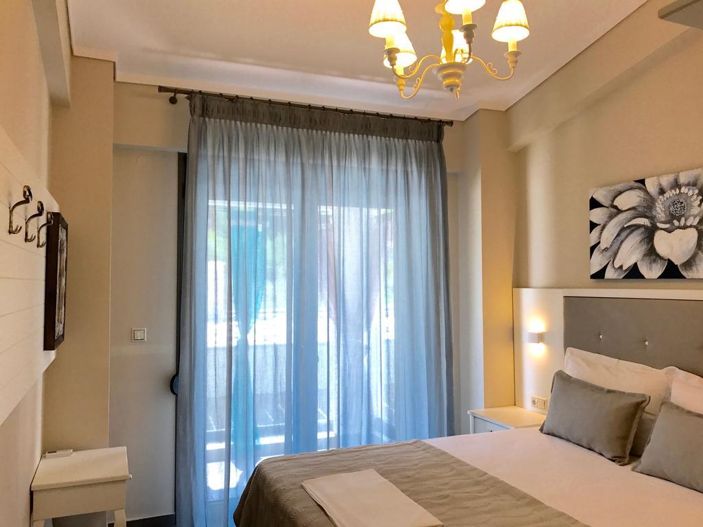 W Pool Halkidiki Villa Pefkochori