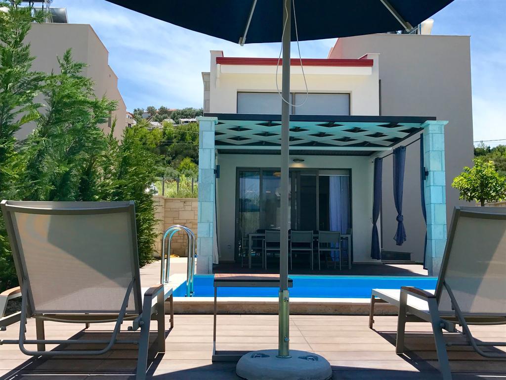 W Pool Halkidiki Pefkochori