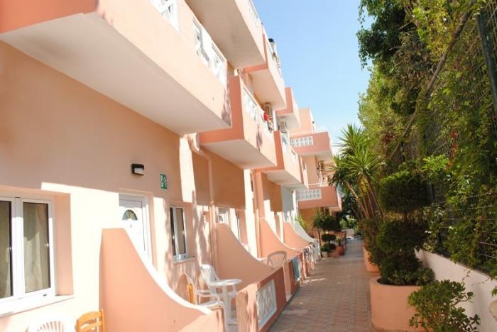 Primavera & 3* Malia (Crete)
