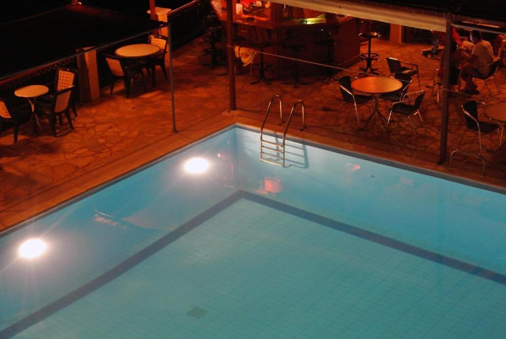 Blue Hotel