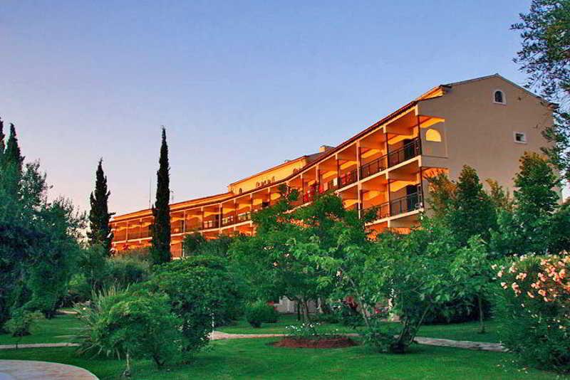 Delfinia Hotel Moraitika