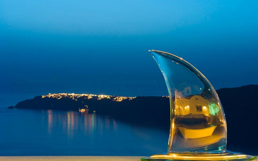 White Santorini 3*