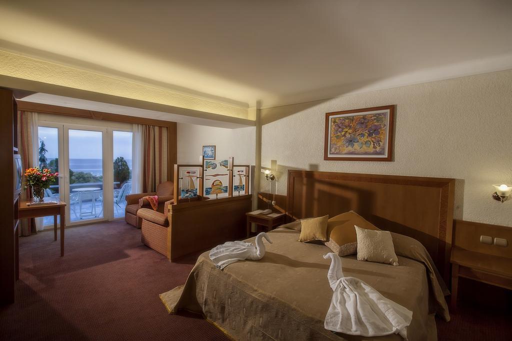 Ghotels Athos Palace 4*