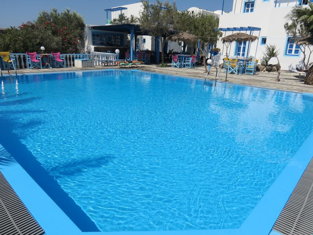 Studios Apartments Perivolos 3* Perivolos (Santorini)