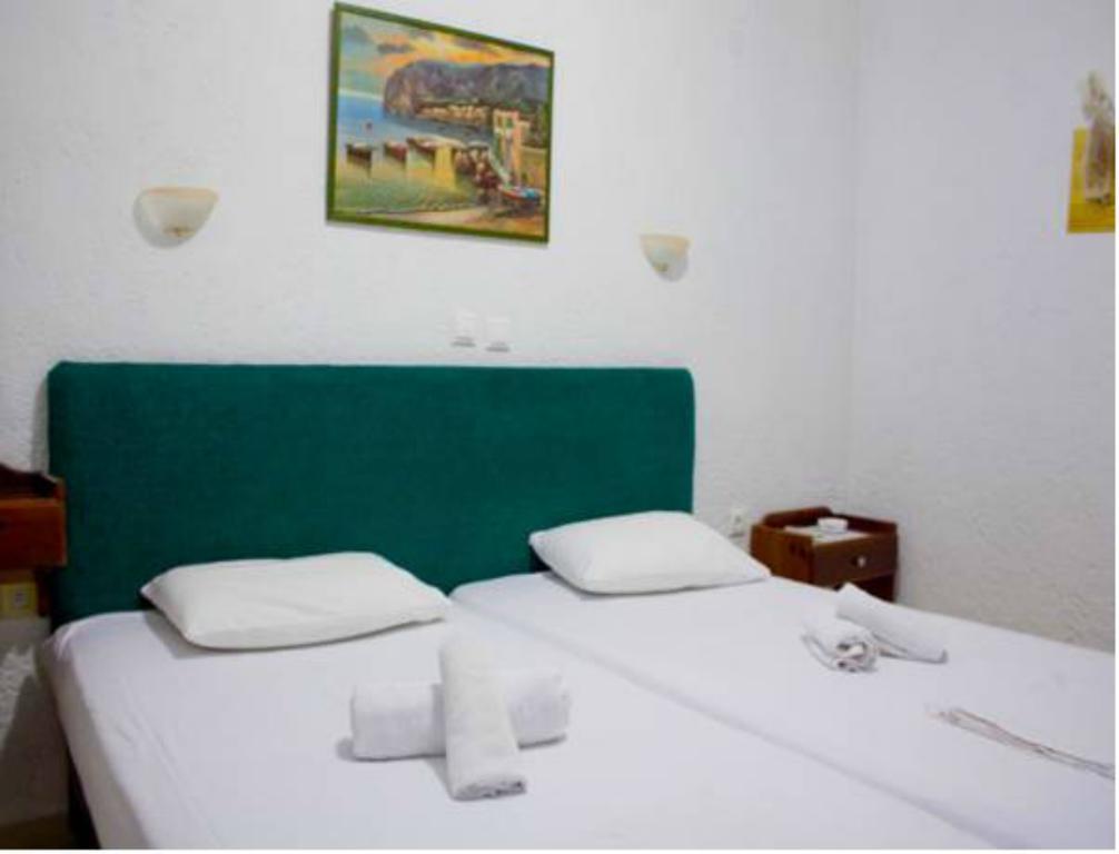 Delfini Hotel 2*