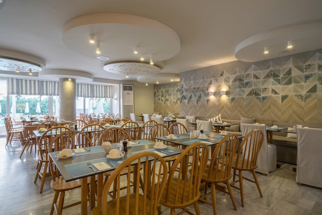 Nefeli Hotel