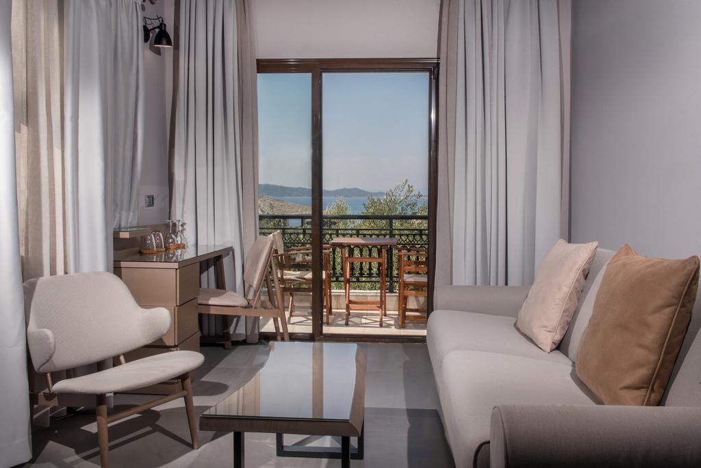 Hotel Pyrgos