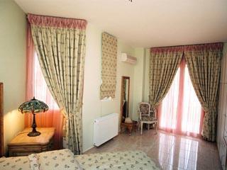 Hotel Vergis Epavlis Agios Myronas