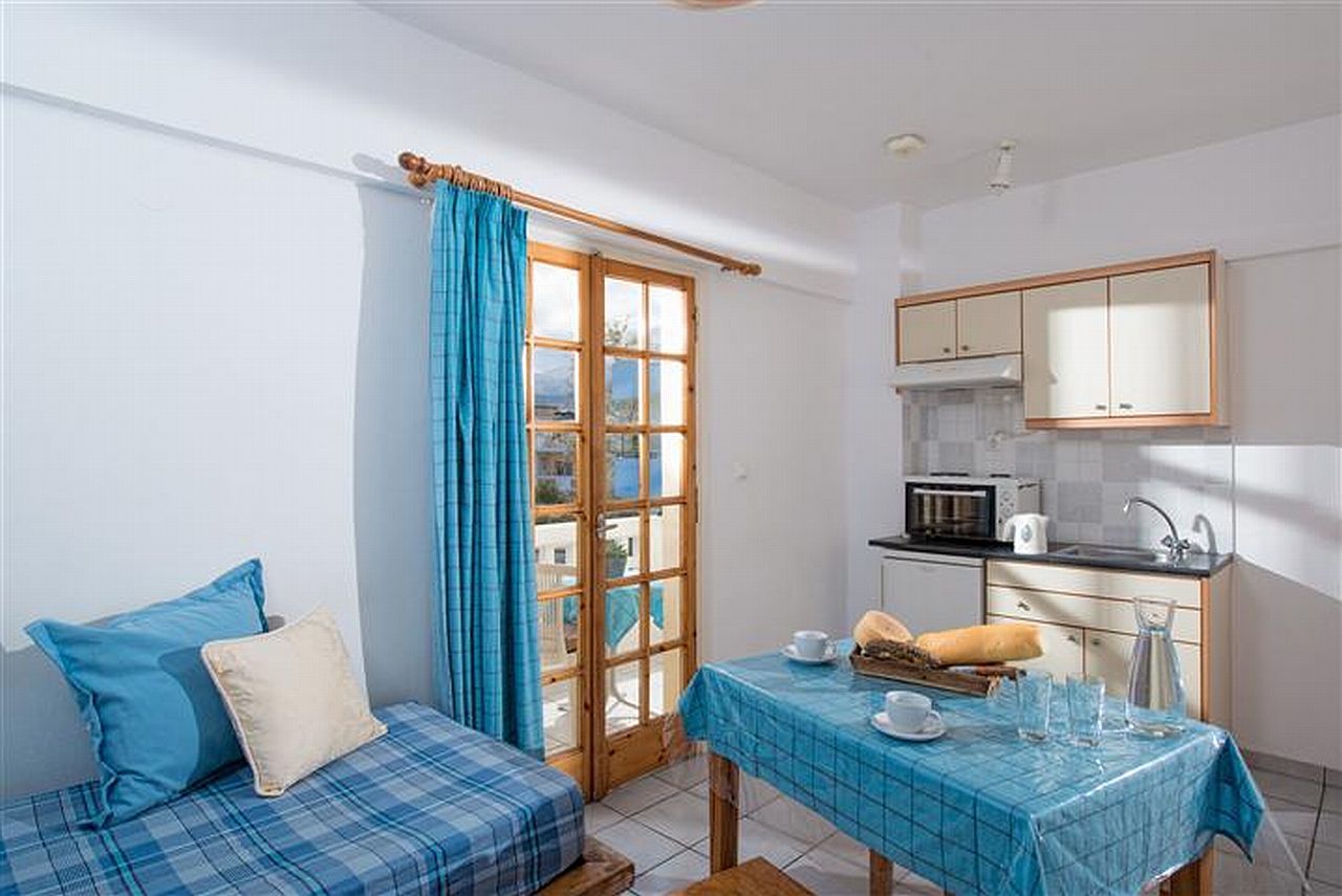 Anemi Hotel 2*