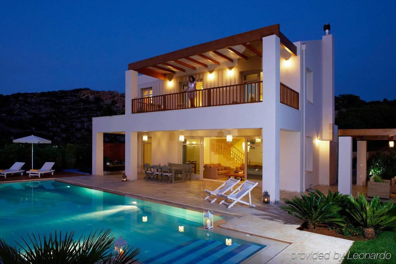 Sk Place Luxury Seafront Chania Villa *