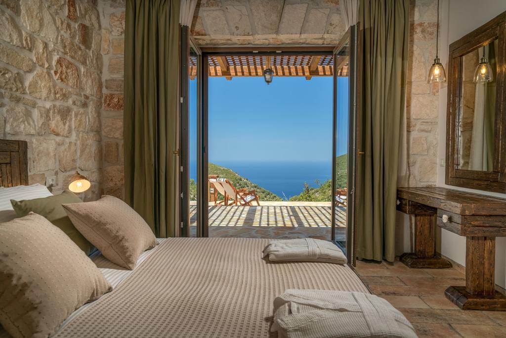 Amara Villa Anafonitria