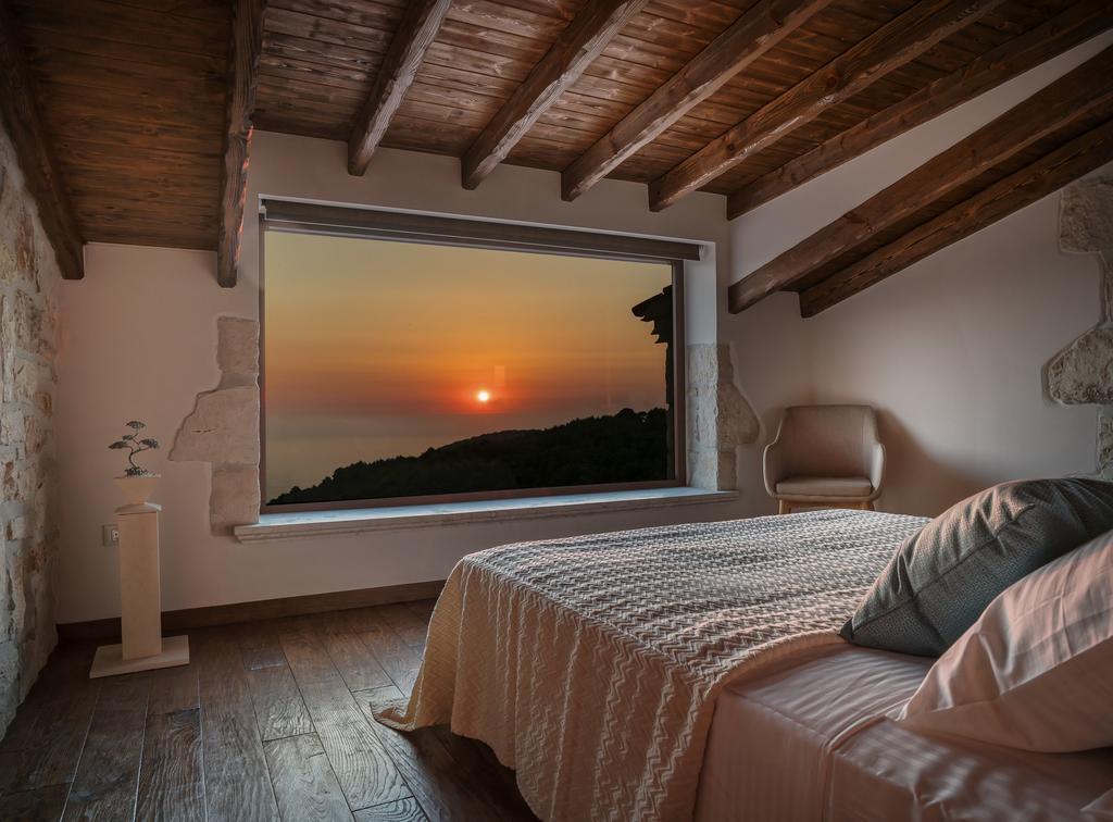 Amara Villa *