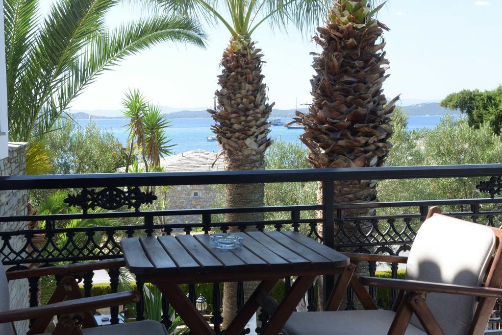 Pyrgos 2* Ouranoupoli