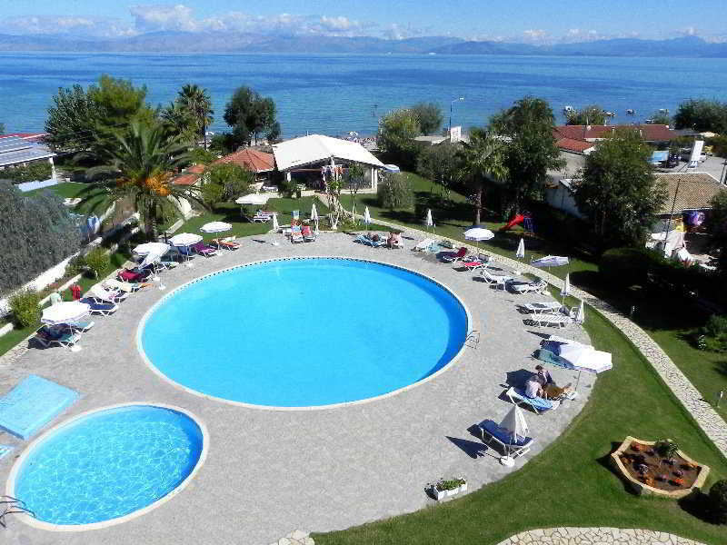 Albatros 3* Moraitika