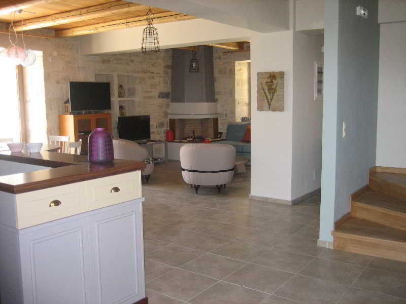 Asion Lithos Apartment Kato Asites