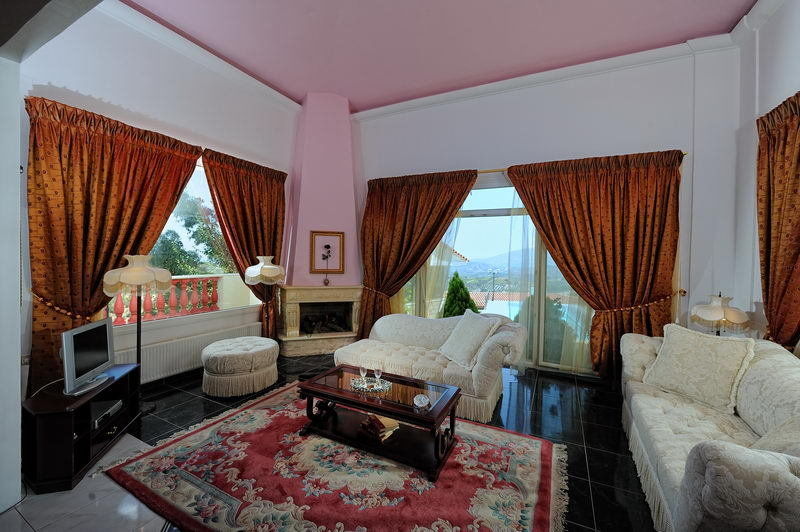 Vergis Epavlis Hotel