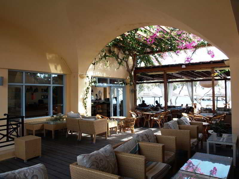 Levante Kamari (Santorini)