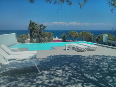 Villa Adrali