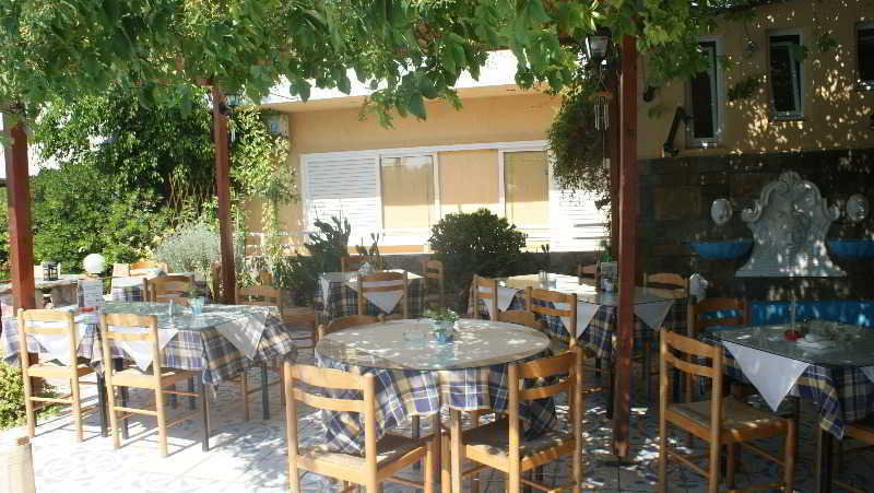 Roxani 3*