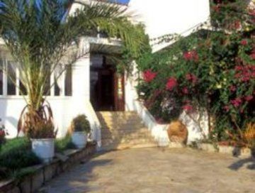 Hotel Caravos 3*