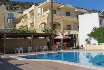 La Luna Aparthotel 3*