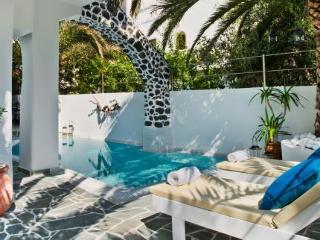 Galatia 3* Fira (Santorini)