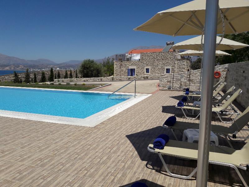 Orelia Cretan & Deluxe