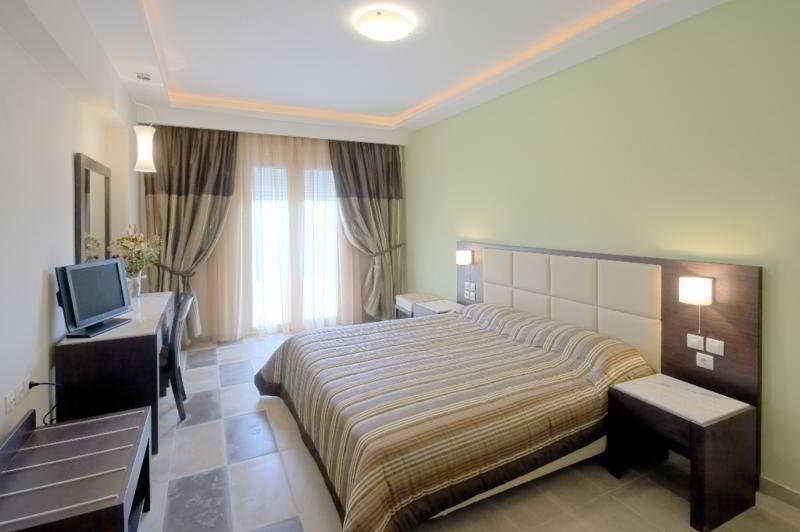 Majestic & Hotel 4*